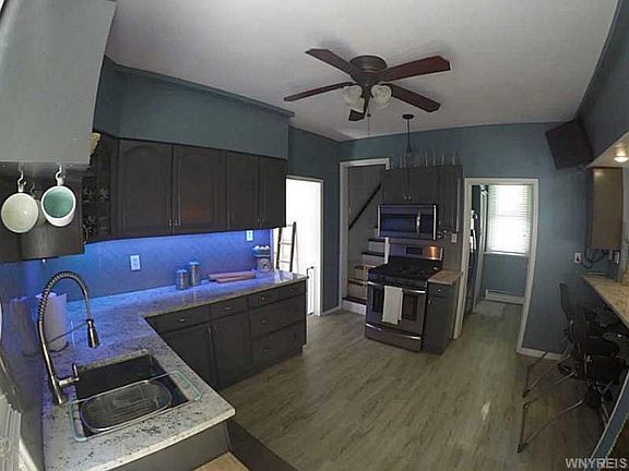 4th image of 326 Ashland Ave