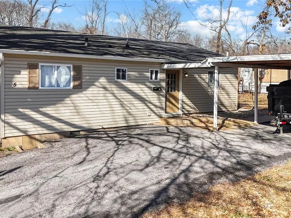 5 Shawn Dr, Swansea, IL 62226