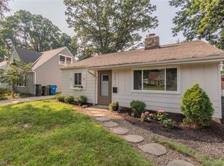 24011 Knickerbocker Rd, Bay Village, OH 44140