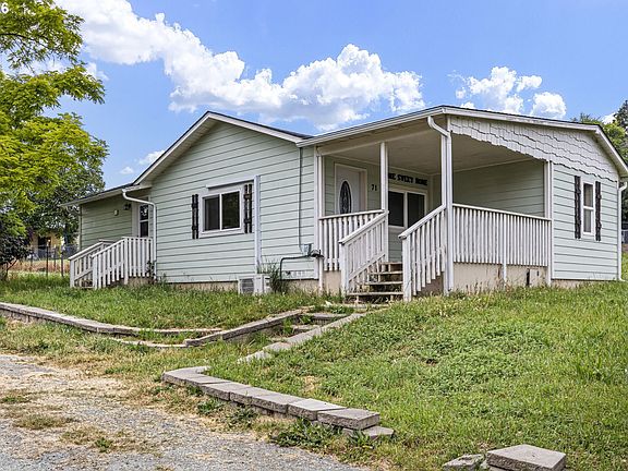 2nd image of 71 SE Ronald St