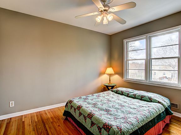 5th image of 7328 Girard Ave S
