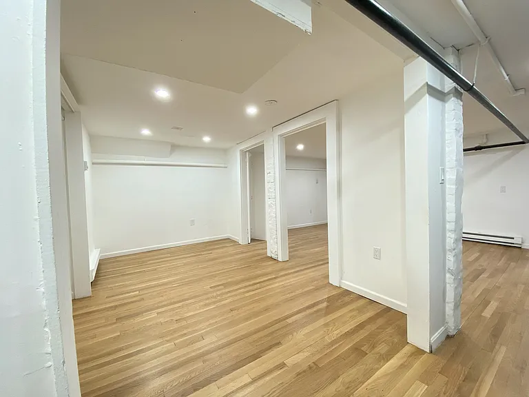 686 Parker St #1 — Photo 10