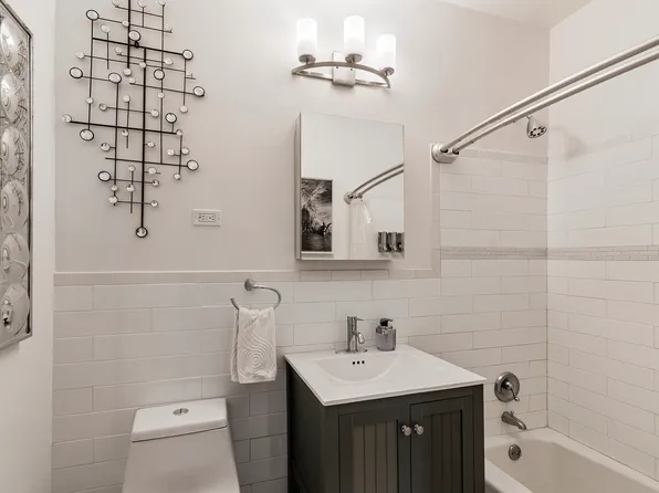 555 Kappock Street image 9 of 9