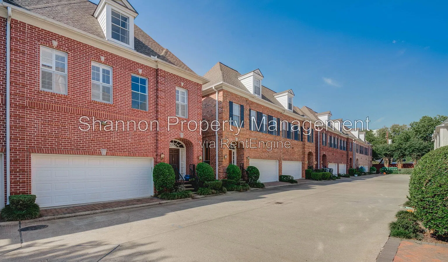 4 bed, 3.5 bath, 2808 sqft, $4,100 — Photo 2