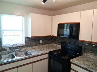 4160 NW 21st St #204-G, Lauderhill, FL 33313