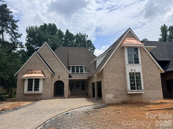 110 Hunter Ln, Charlotte, NC 28211