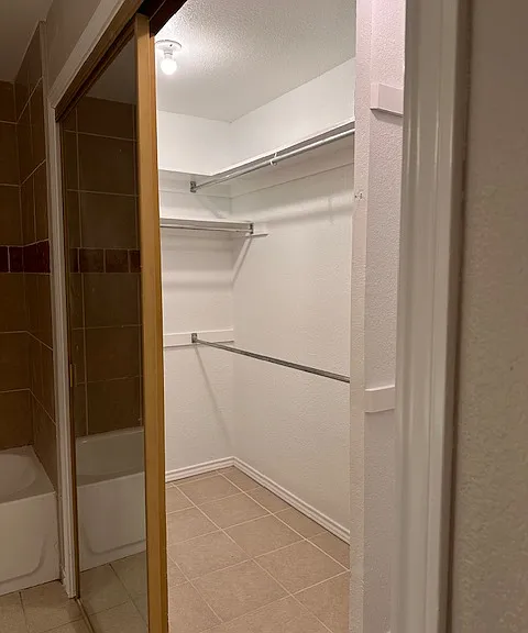 5020 Timberglen Dr — Photo 9