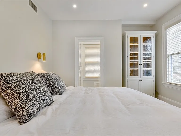 51 Fair St — Photo 13