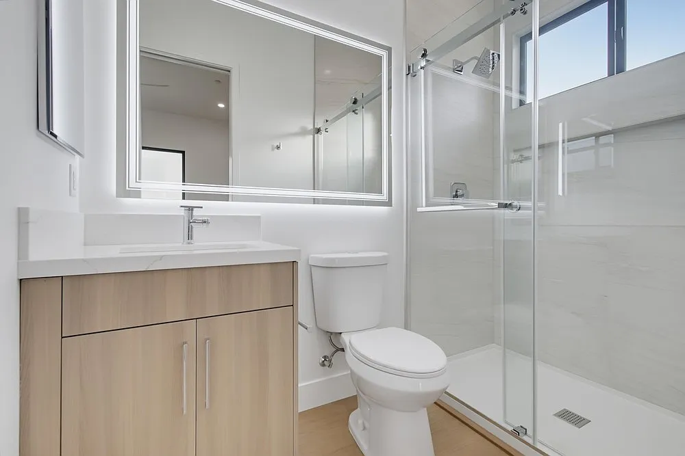 2 bed, 900 sqft, $3,033 — Photo 3
