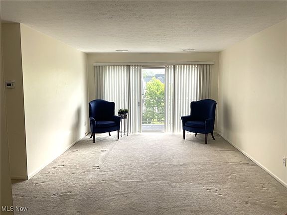 4th image of 1851 King James Pkwy
