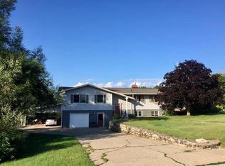 6309 S Oceana Dr, Rothbury, MI 49452