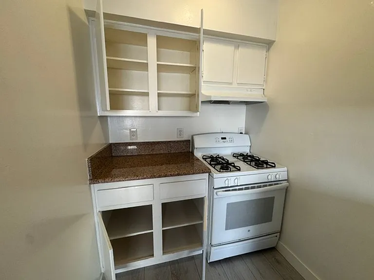225 W. Palmetto Dr — Photo 10