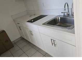 8734 Tobias Ave APT 9, Panorama City, CA 91402