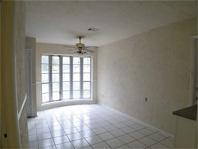10719 Carvel Ln — Photo 8