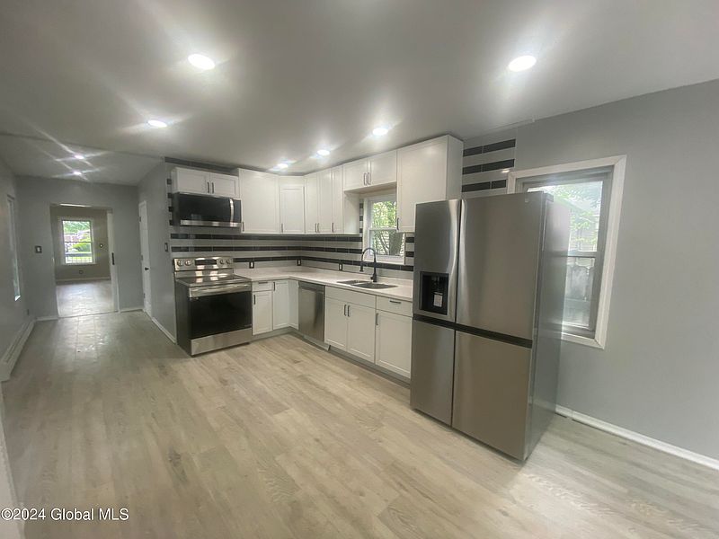 3rd image of 49 River Street