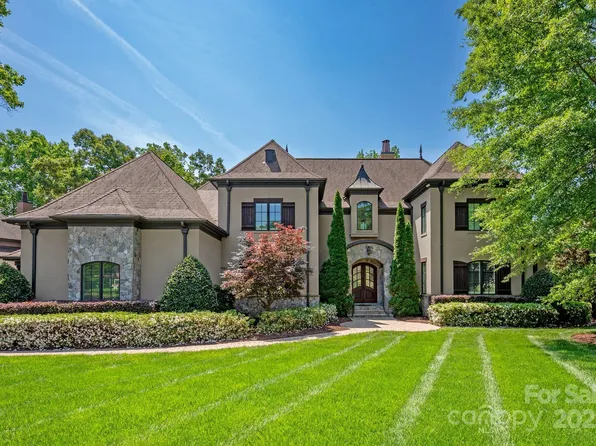 8021 Skye Lochs Dr, Waxhaw, NC 28173