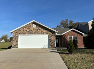 714 Hummingbird Ln, Hannibal, MO 63401