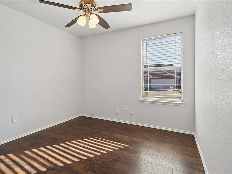 4937 Spur Ridge Ct #4937 — Photo 22