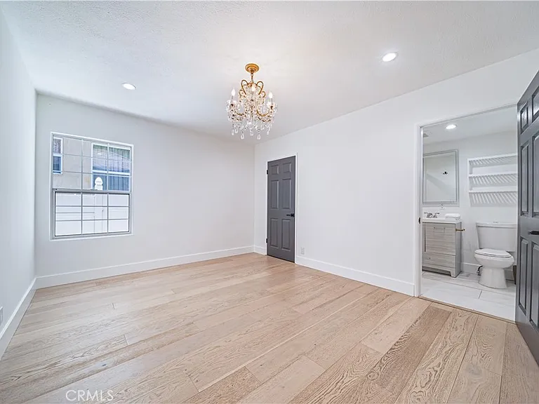 5143 Newcastle Ave — Photo 13