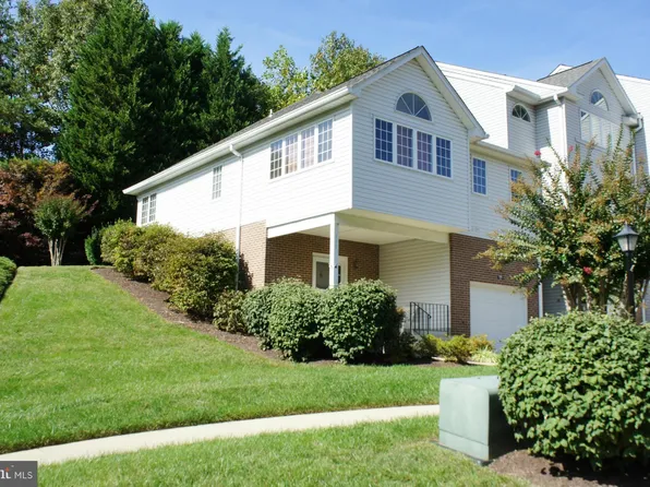 111 Westlake Blvd #55, Prince Frederick, MD 20678