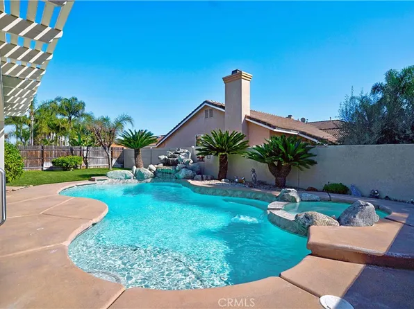 1303 Carriage Ln, Corona, CA 92878