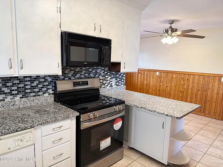 4254 Washington St — Photo 18
