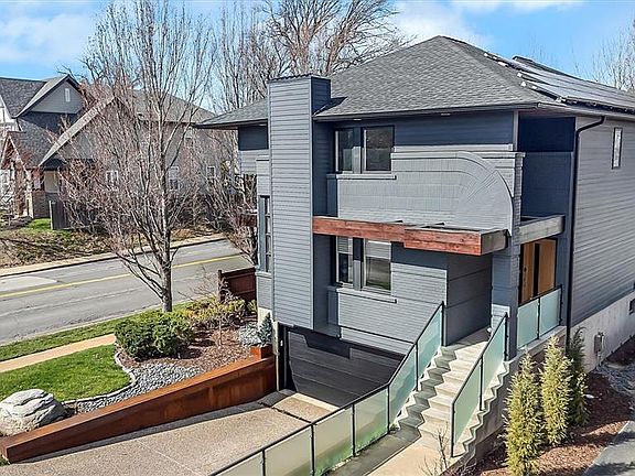 3rd image of 7489 Washington Ave