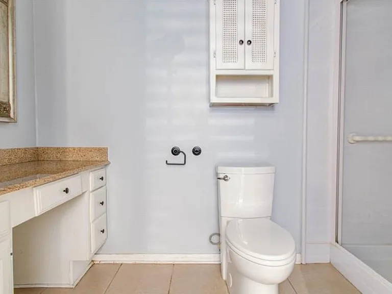 11711 Memorial Dr #381 — Photo 8
