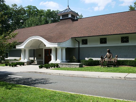 Mark Twain Library