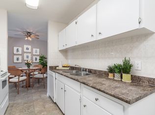 Hillcrest Place Townhomes | Parking Free | Water and Gar are Included | No Dog Allowed, Edmonton, AB T5R 5X6