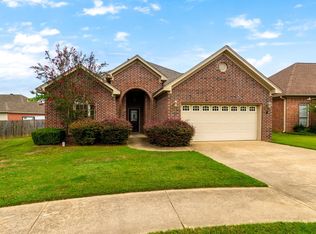 5510 Village Trce, Benton, AR 72019