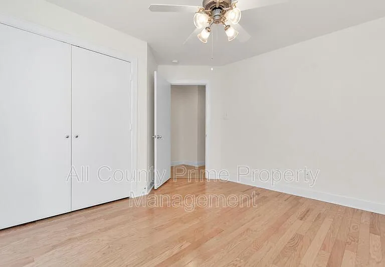 3627 Main Plaza Dr — Photo 8