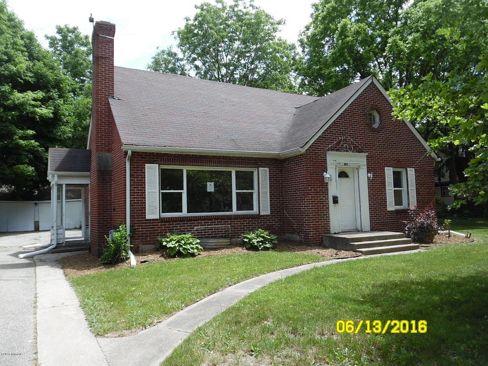 1st image of 720 Fairbanks Ave