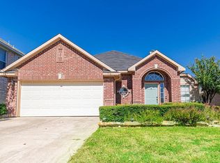 716 Fox Run Trl, Saginaw, TX 76179