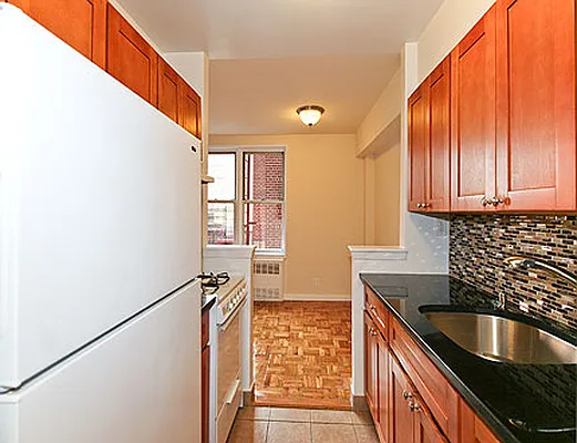 Rented by SW Queens Mezzanine | media 4