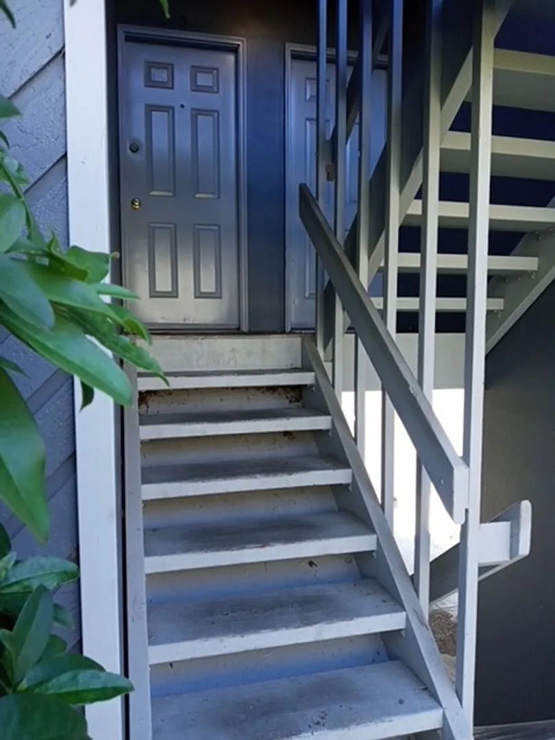 9925 Everett (Wildwood) — Photo 2