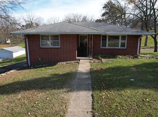 433 Christie Ln, Pleasant Hill, IA 50327