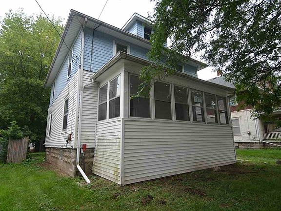 3rd image of 1207 Woodbridge St
