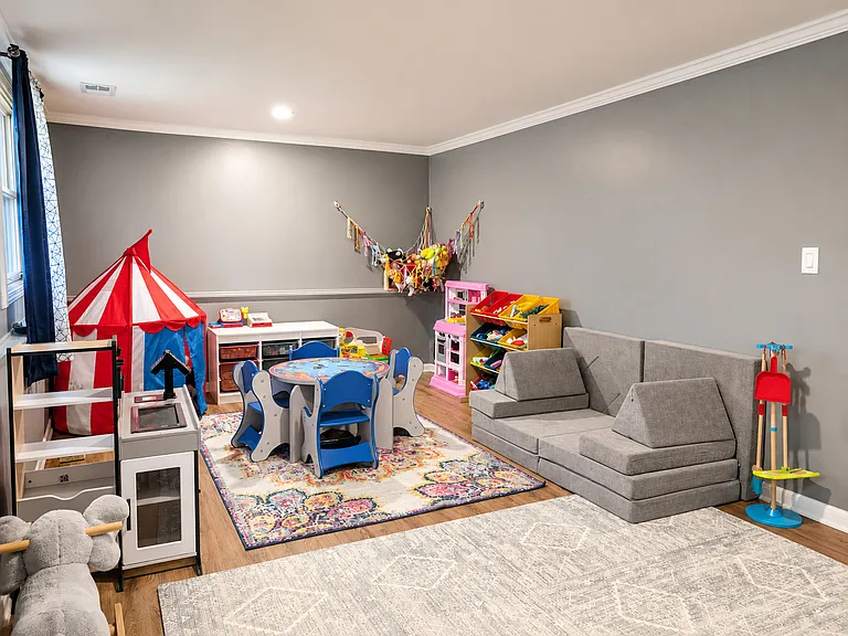 476 Raupp Blvd — Photo 15