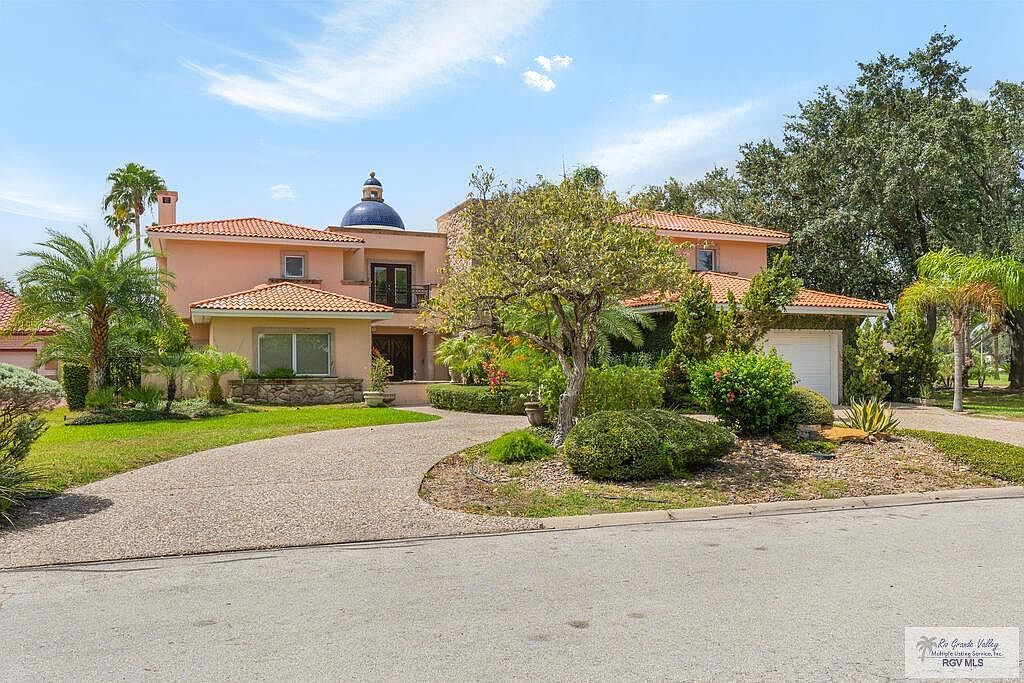 1617 Palm Valley Dr W — Stuart Place Country Club