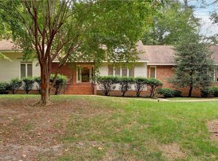 100 Clara Croker, Williamsburg, VA