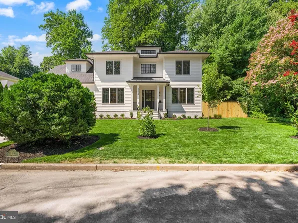 2214 Tulip Dr, Falls Church, VA 22046