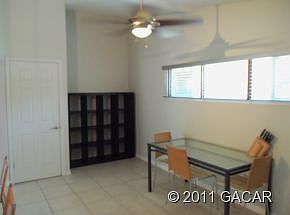 4th image of 1368 NE 31st Pl