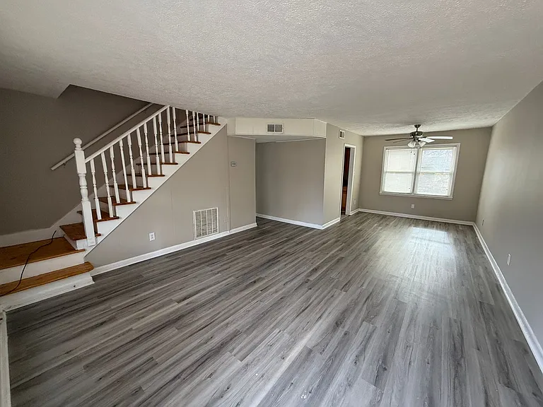 2409 Mastin Lake Rd NW — Photo 1