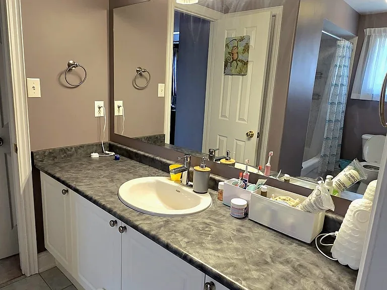 63 Westminster Cir — Photo 18