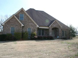 558 Church Grove Rd, Newbern, TN 38059