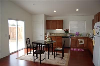 4th image of 15013 Stone Dr