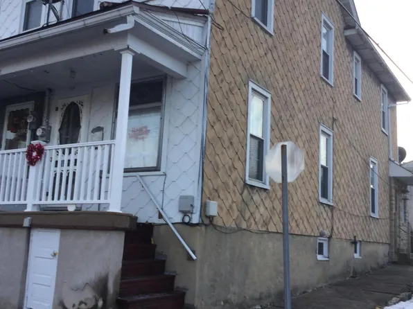 228 S 2nd St, Shamokin, PA 17872