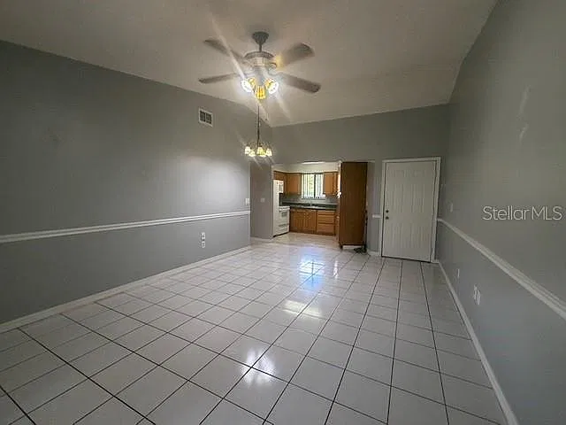 2 bed, 2.0 bath, 938 sqft, $1,700 — Photo 3