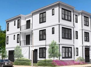 80 Moore St #6, Boston, MA 02128